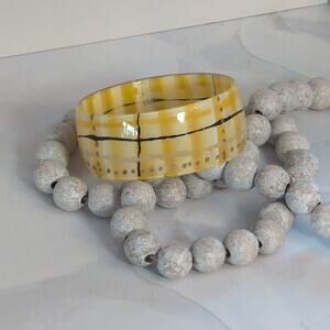 Funshine & Sunshine Vintage 1980s Acrylic Yellow Plaid 1" Wide Bangle Bracelet
